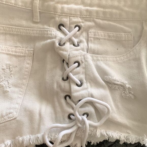 Fun Forever 21, white tie up Jean shorts - Picture 5 of 5